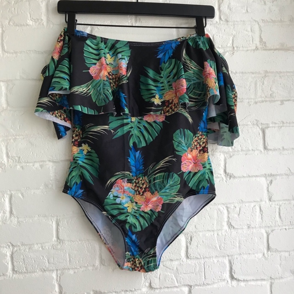 One piece floral strapless bathing suit medium